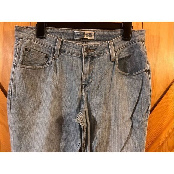 Signature by Levi Strauss & Co. Low Rise Bootcut Jeans Women's 10 Short Blue (13 - Picture 2 of 6